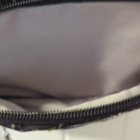 Baggallini Black and Yellow Crossbody Bag - Picture 4 of 6